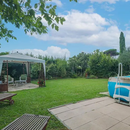 Casina Del Sole By Interhome بيت للعطل