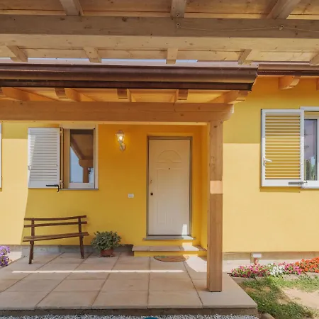 بيت للعطل Casina Del Sole By Interhome ليدو دي كامايوري