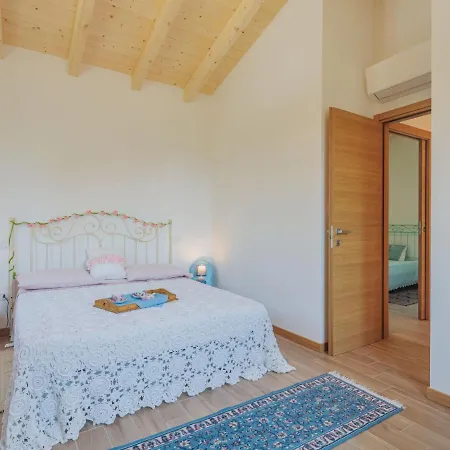 Casina Del Sole By Interhome Holiday home Lido di Camaiore