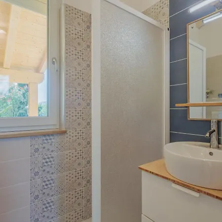 Holiday home Casina Del Sole By Interhome Lido di Camaiore